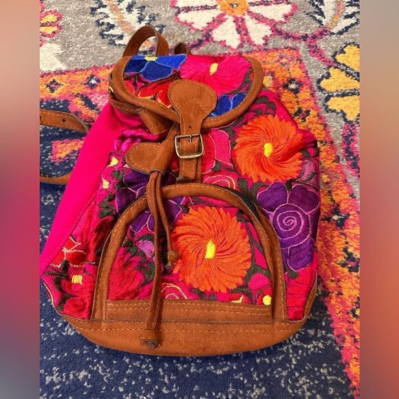 NWOT Pink Floral Embroidered Mini Backpack - Picture 1 of 5